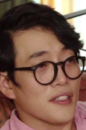 Yoon Si Yoon